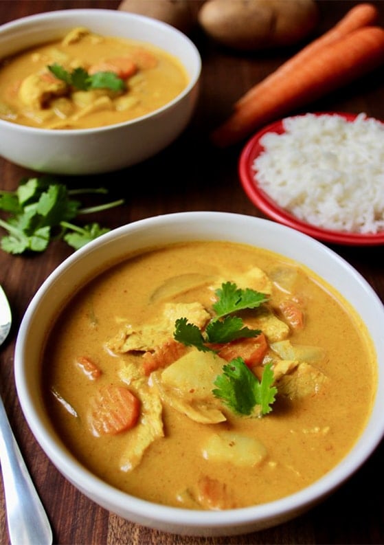 Master Authentic Thai Yellow Curry: Restaurant Flavor at Home